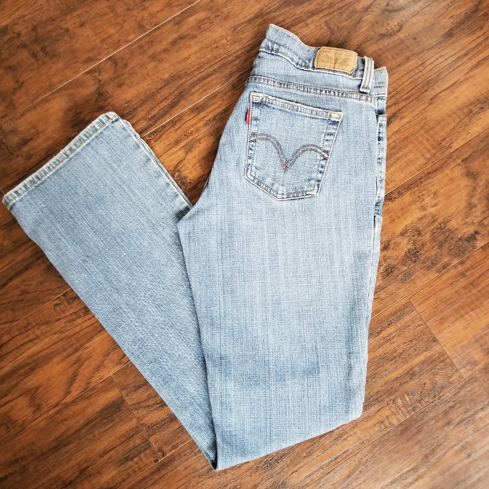 LEVI’S 515 BOOTCUT Mid-Rise Jean 6 Long